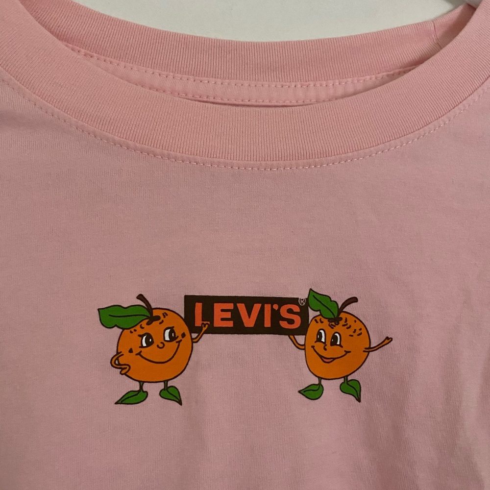 Levi’s tee - Picture 2 of 4